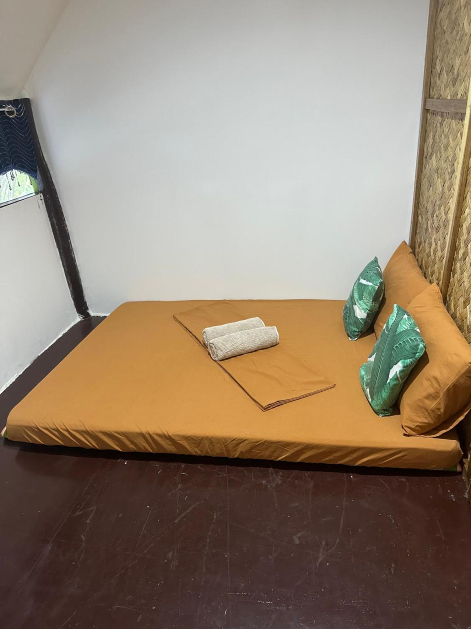 Отель Hiraya Camp Site - Free Use Of Scooter For Nipa Huts Эль-Нидо Экстерьер фото