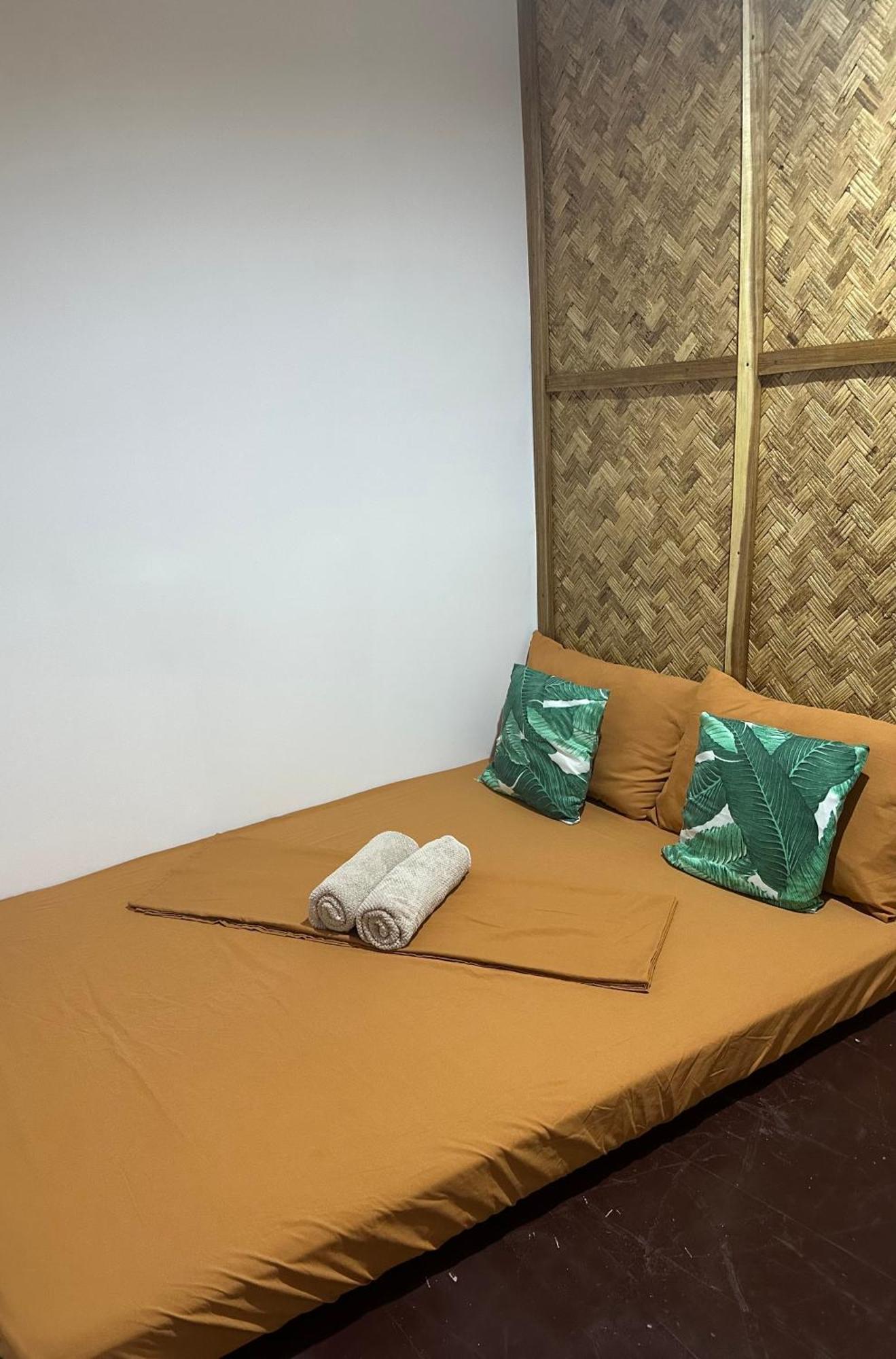 Отель Hiraya Camp Site - Free Use Of Scooter For Nipa Huts Эль-Нидо Экстерьер фото